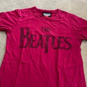 JUNK FOOD Beatles Sergeant Peppers Lonely Hearts Club Magenta TShirt band Tee